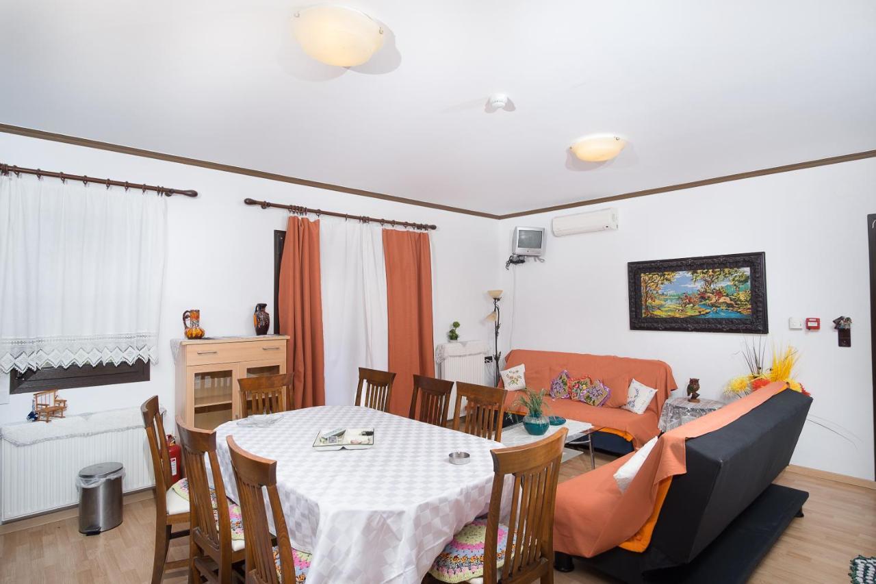 Anna Studios Mariész Kültér fotó