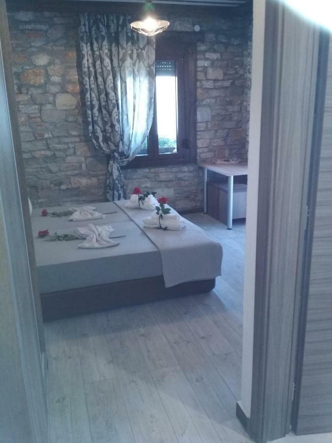 Anna Studios Mariész Kültér fotó